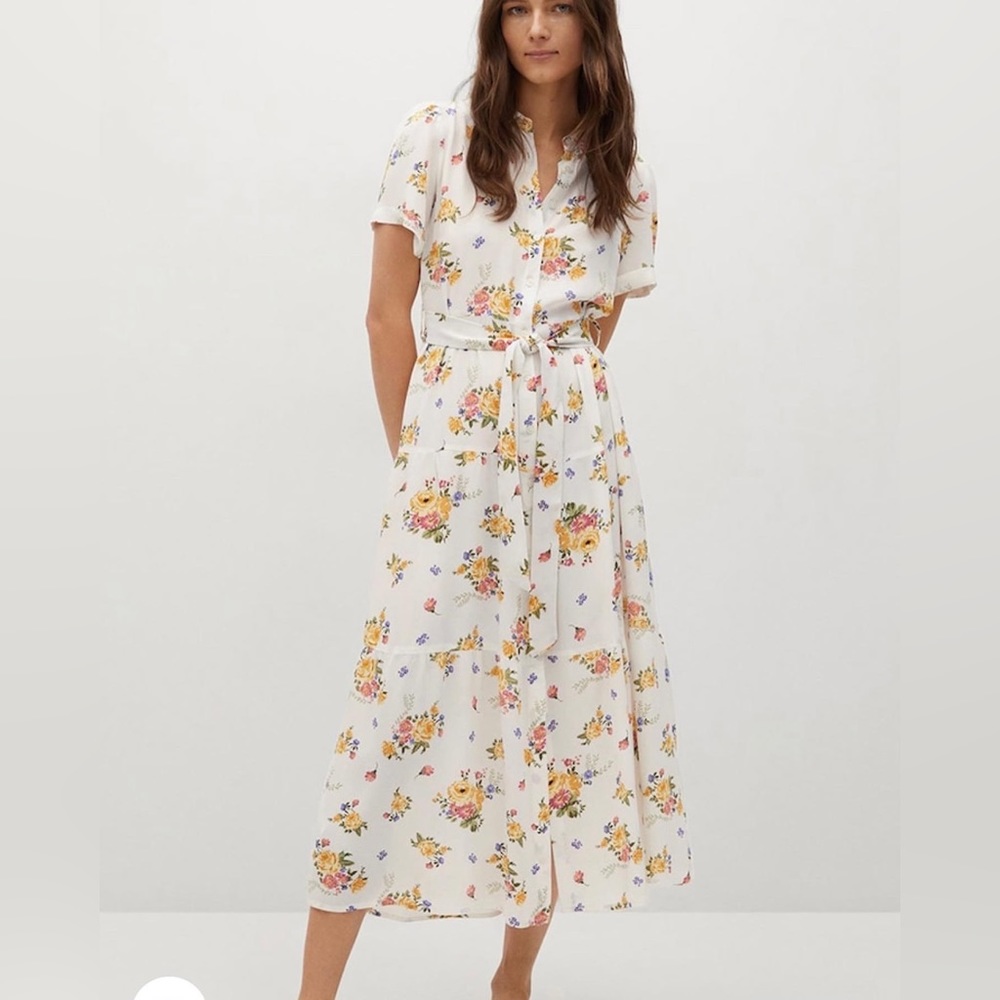 🌻Jersey printed maxi dress
🌻bust-34to36
🌻length-55 - Picture 1 of 8